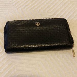 Tory Burch Black Quilted Wallet